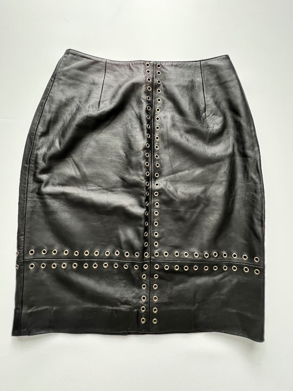 Vintage 100% Lamb Leather Midi Skirt Black Grommets Pencil Skirt Size 4